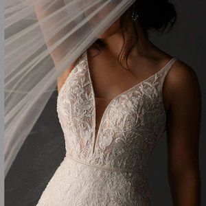 Martina Liana 1182 🤍👰🏼‍♀️ SIZE 16